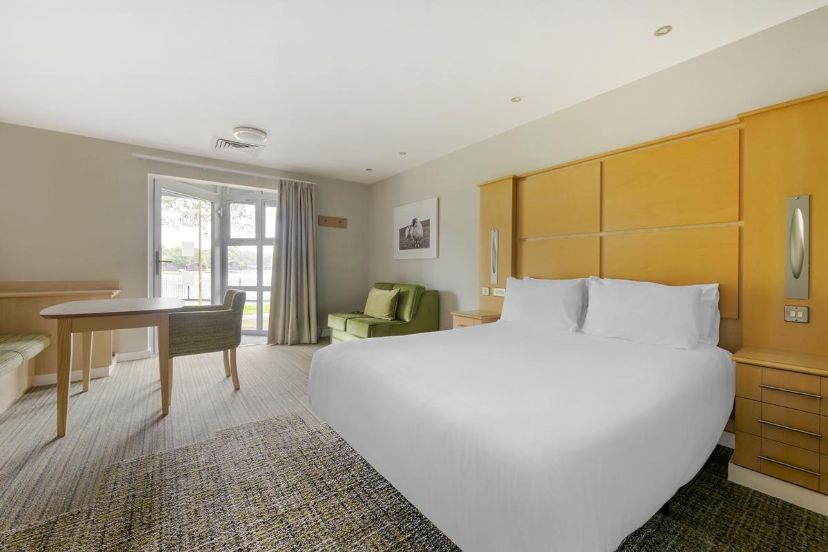 Resort Pine